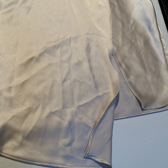 Zara XS-Small  Ivory long sleeve silky faux wrap side zip midi dress runs large - Picture 12 of 13